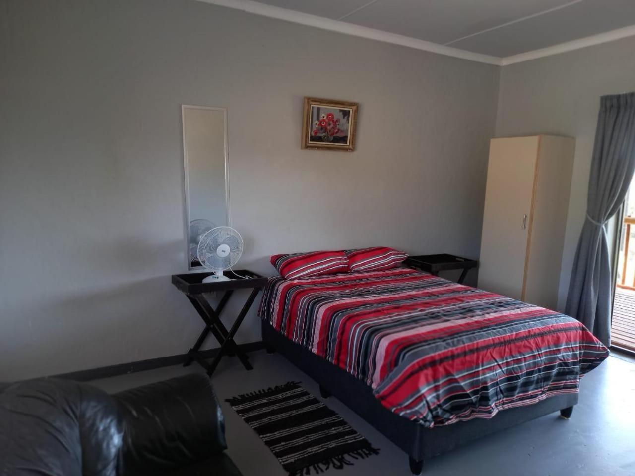 Cango'S Rest Appartement Oudtshoorn Kamer foto